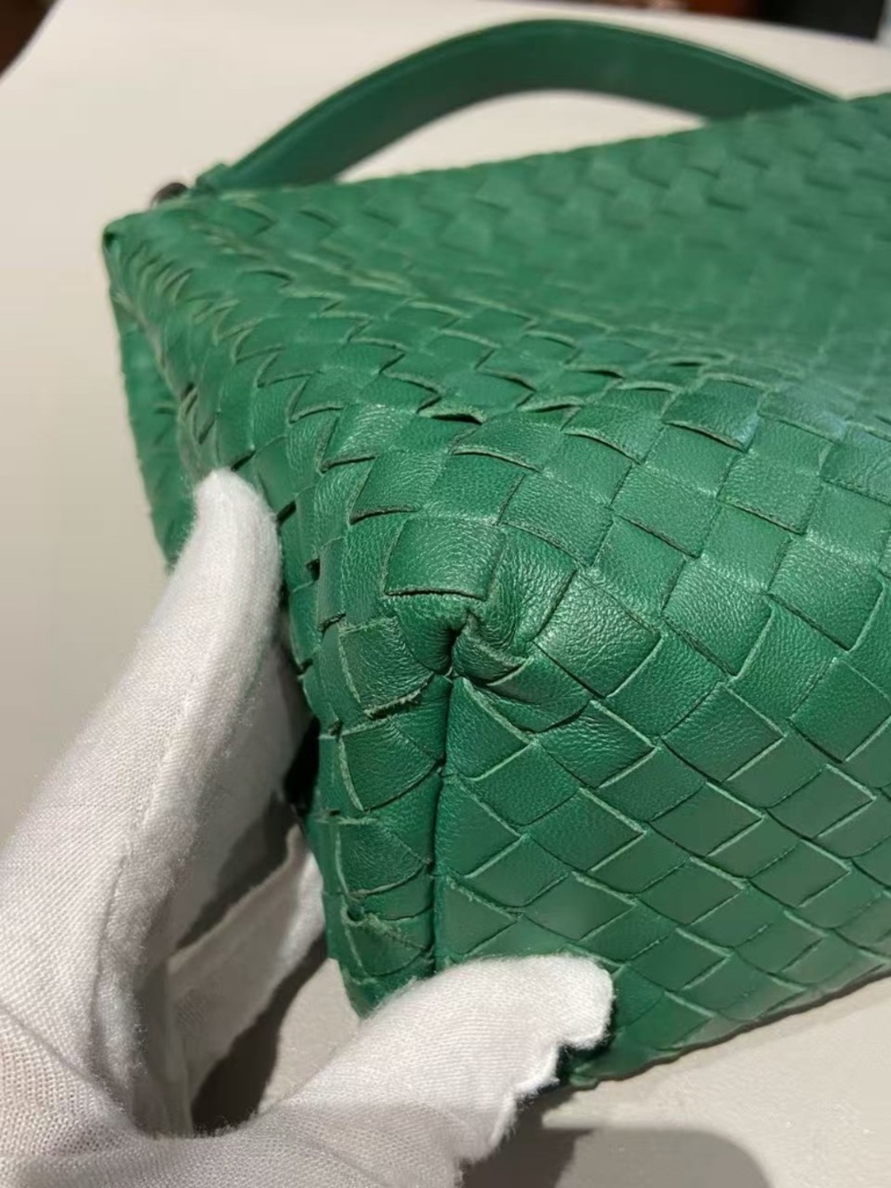 N16 Slightly Used Bottega Veneta Green Woven Leather Shoulder Chain Bag - Picture 13 of 14